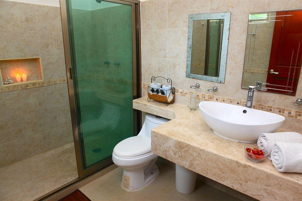 بويرتو أفينتوراس Villas Picalu Lodge المظهر الخارجي الصورة