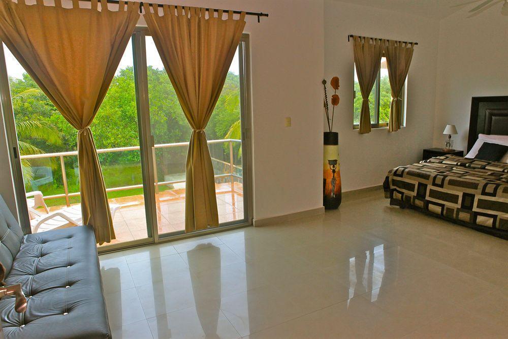 بويرتو أفينتوراس Villas Picalu Lodge المظهر الخارجي الصورة