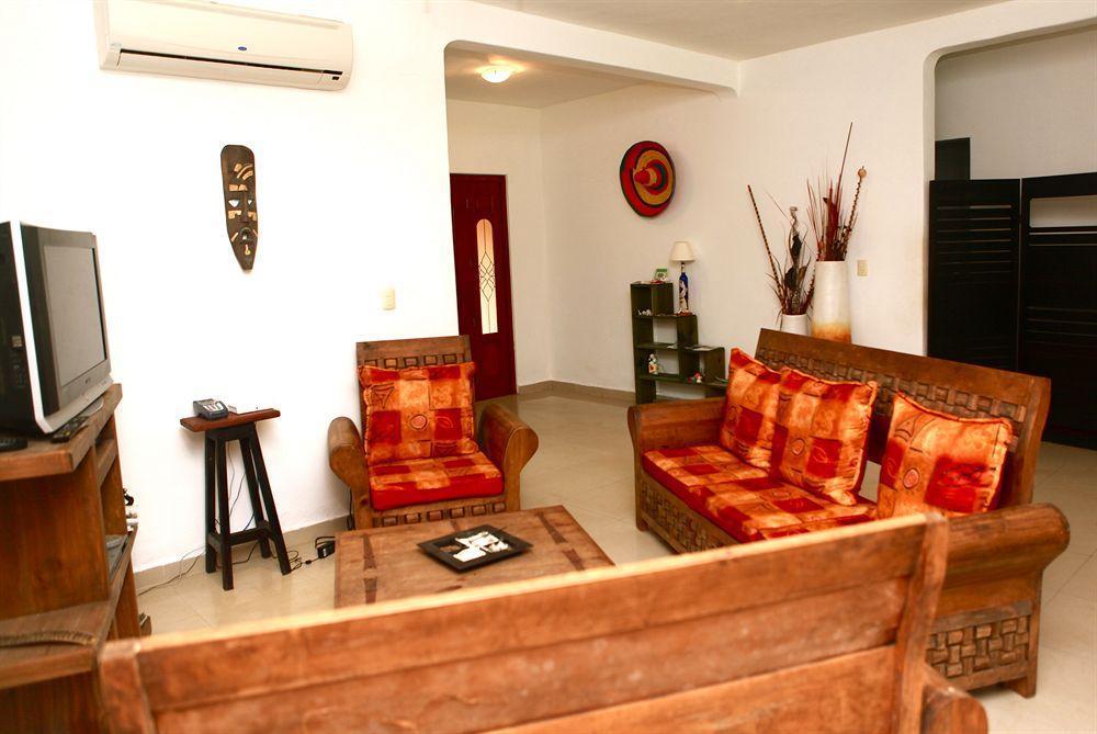بويرتو أفينتوراس Villas Picalu Lodge المظهر الخارجي الصورة